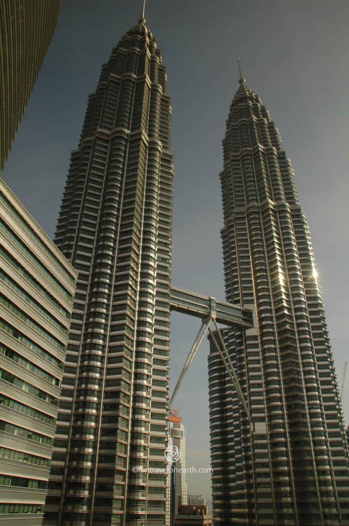 kuala-lumpur,Petronas Twin Towers