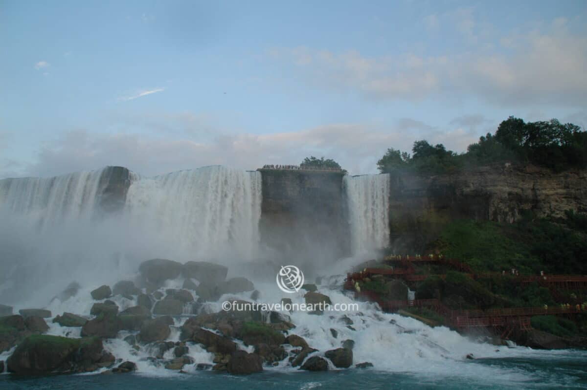 Hornblower Niagara Cruises,American Falls,Bridal Veil Falls