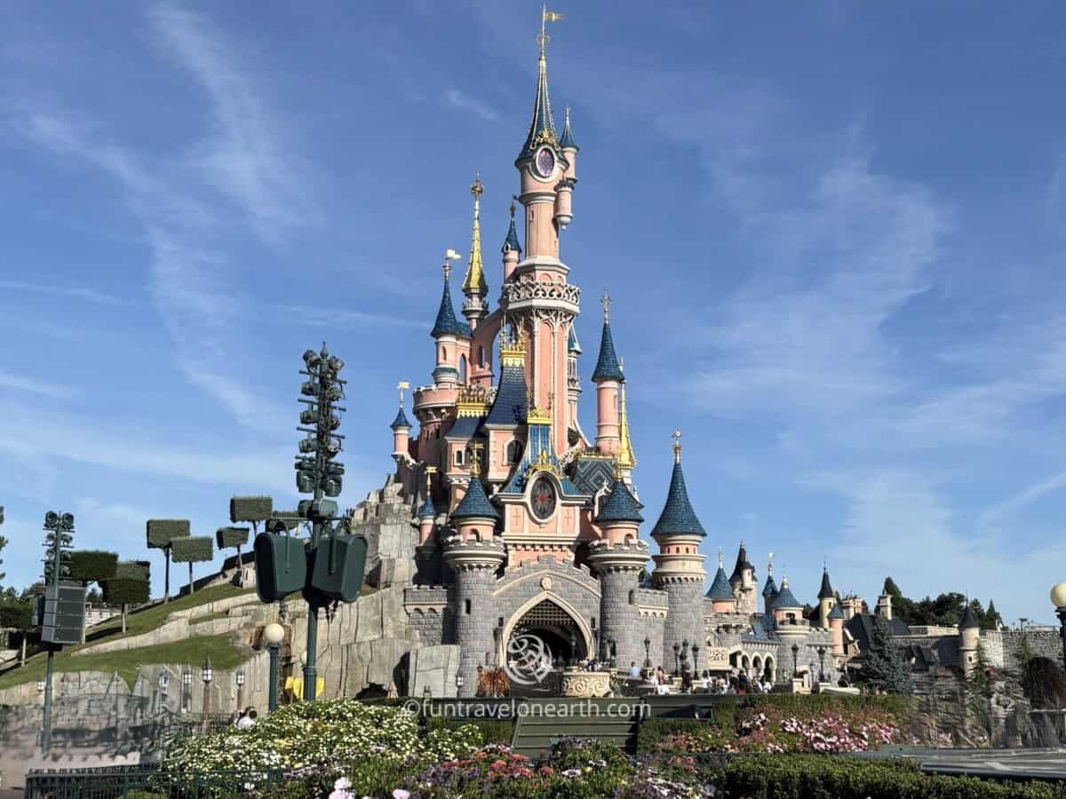 Disneyland Paris, Sleeping Beauty Castle