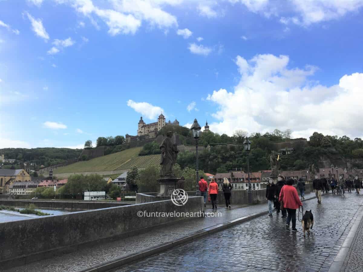 Würzburg, Alte Mainbrücke