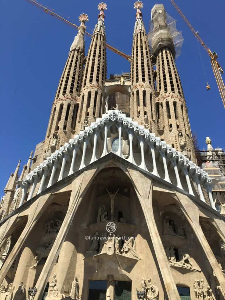 The Passion fa&ccedil;ade, Bas&iacute;lica de la Sagrada Fam&iacute;lia, Barcelona, Spain