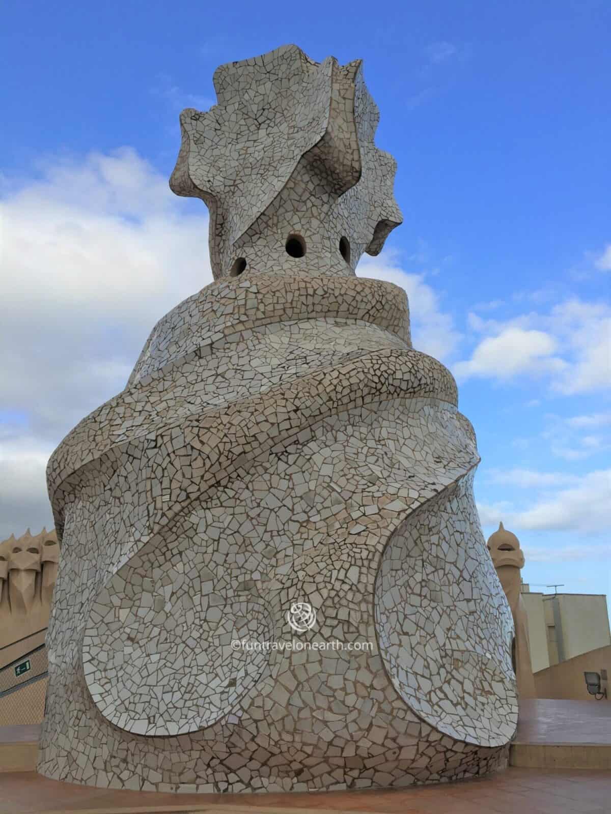 Warrior Rooftop,Casa Milà