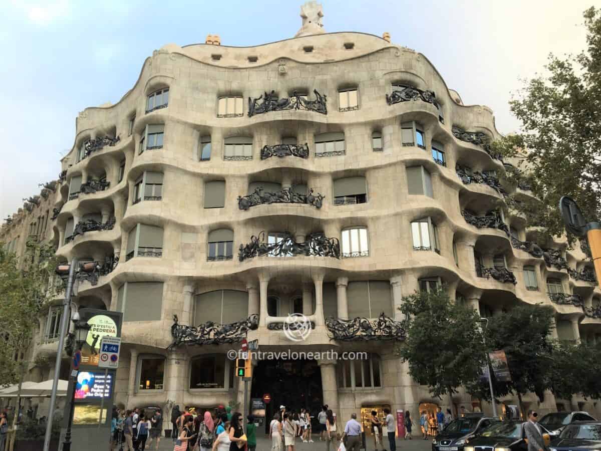 façade,Casa Milà