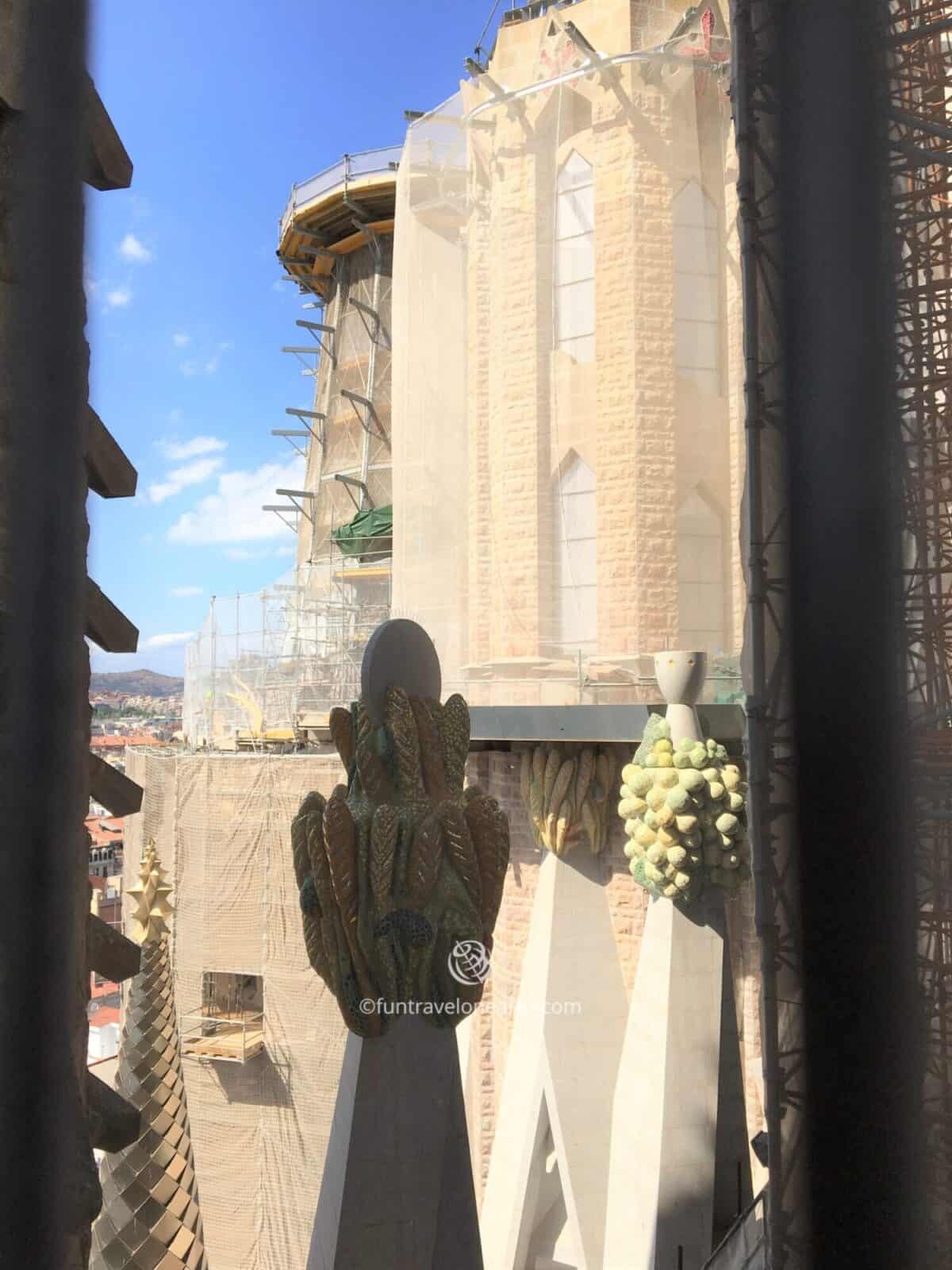 The Passion towers,Sagrada Família