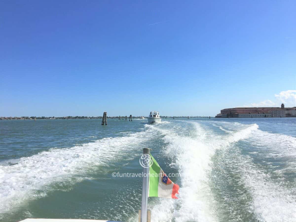 WATER TAXI,Venice