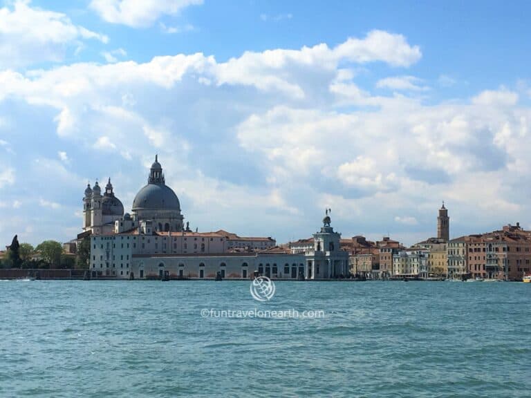 Basilica di Santa Maria della Salute, WATER TAXI, Venice, Italy