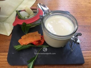 Spargel Suppe, Breuer's R&uuml;desheimer Schloss, R&uuml;desheim, Germany