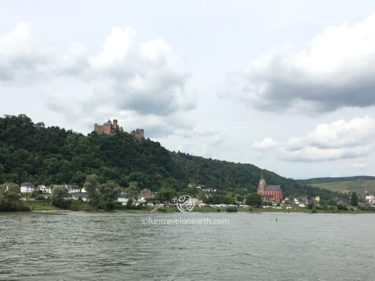 Burghotel Auf Sch&ouml;nburg Oberwesel, KD Ferry, Rhine river cruise, Germany