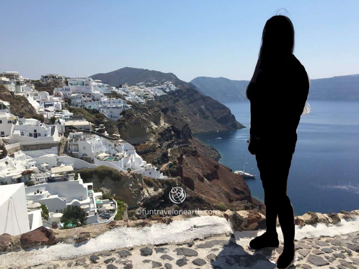 Oia , Santorini