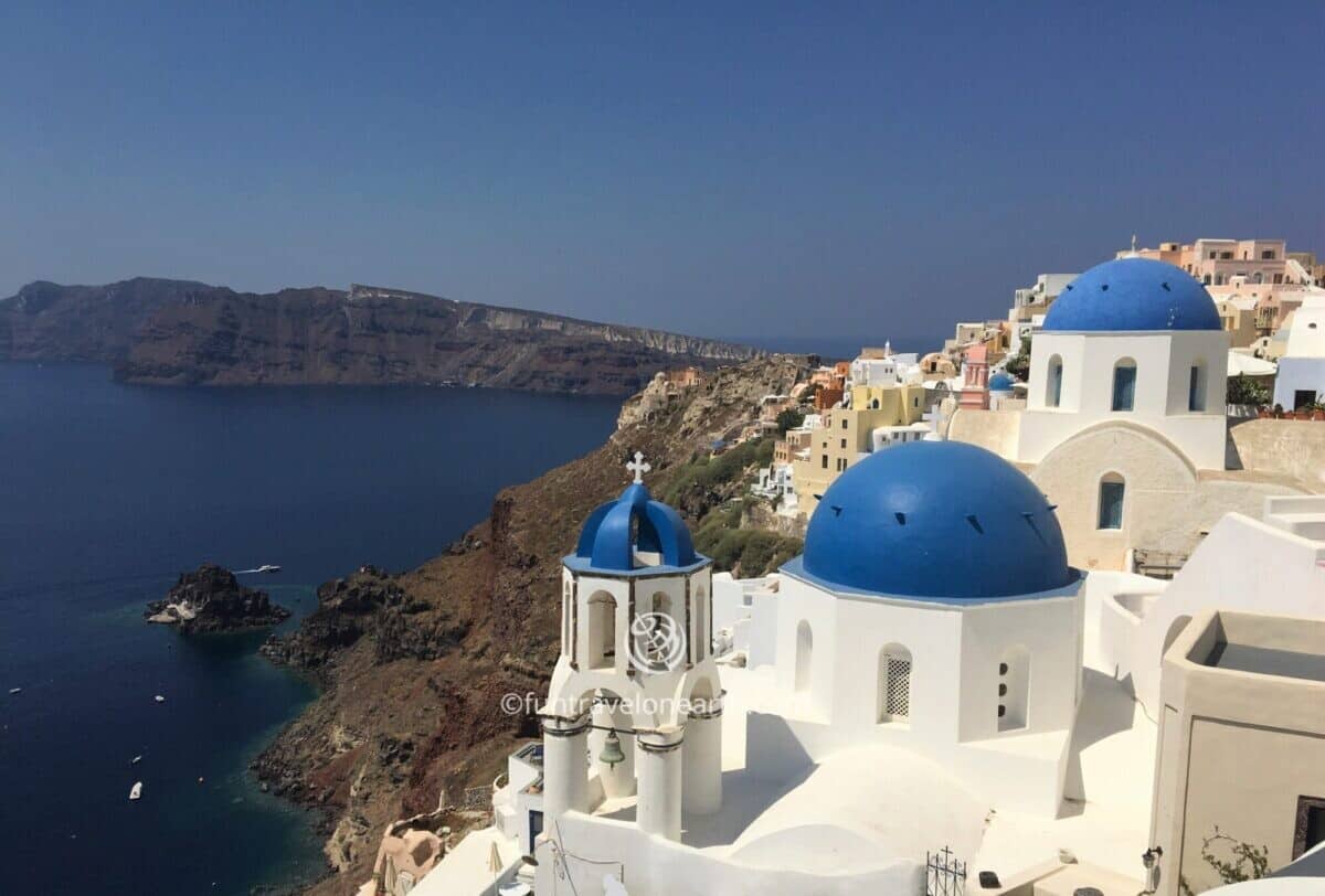 Oia , Santorini