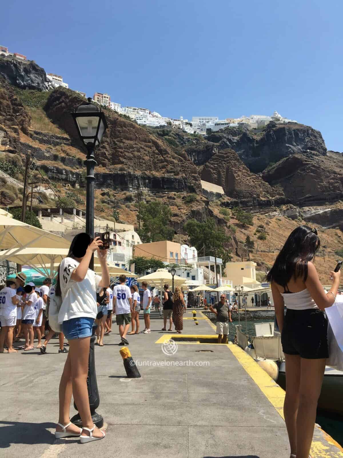 Fira(フィラ) , Santorini old harbor