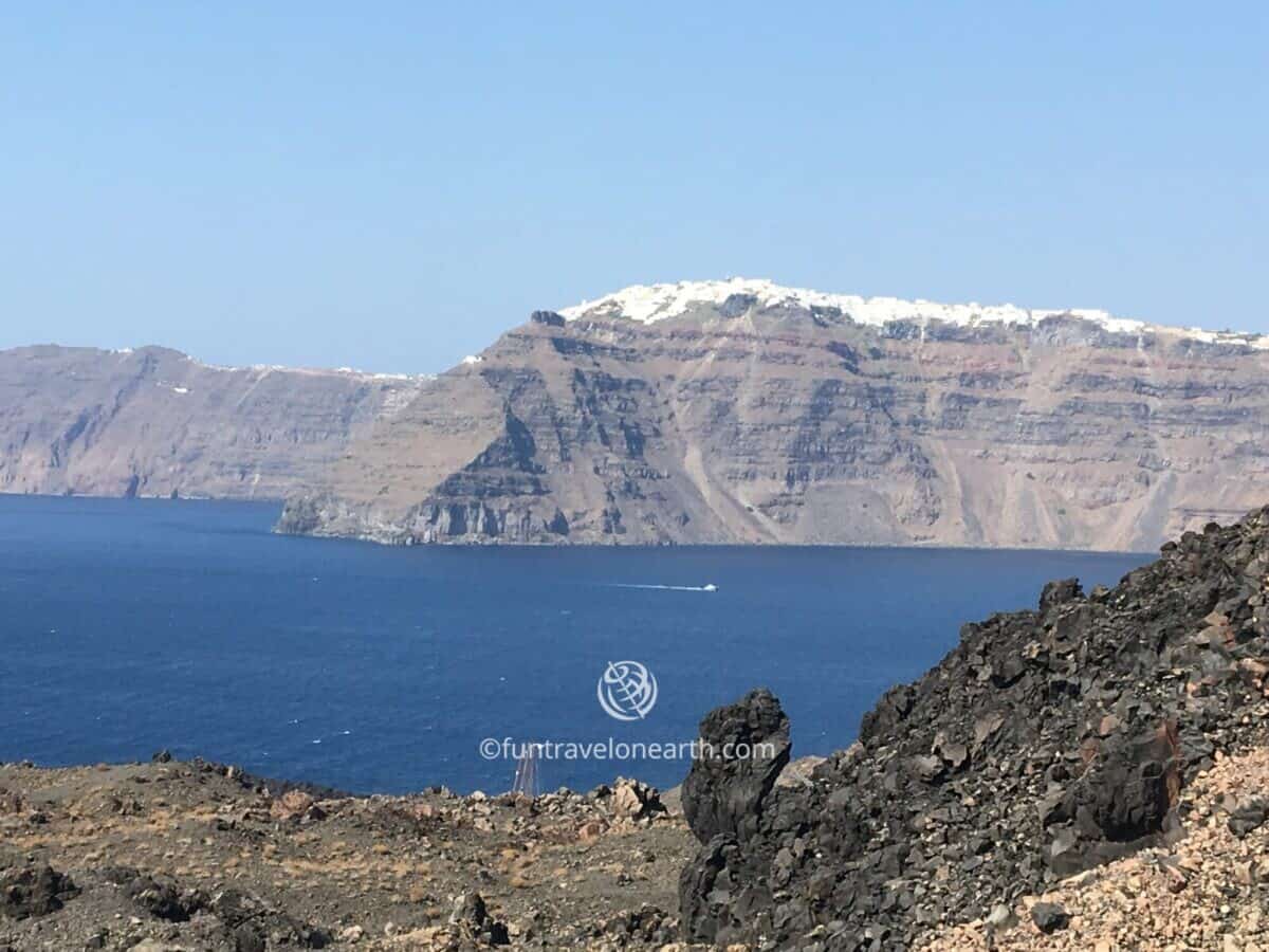 Nea Kameni Volcanic Park,Fira(フィラ) , SUN SET OIA SAILING CRUISES,Santorini