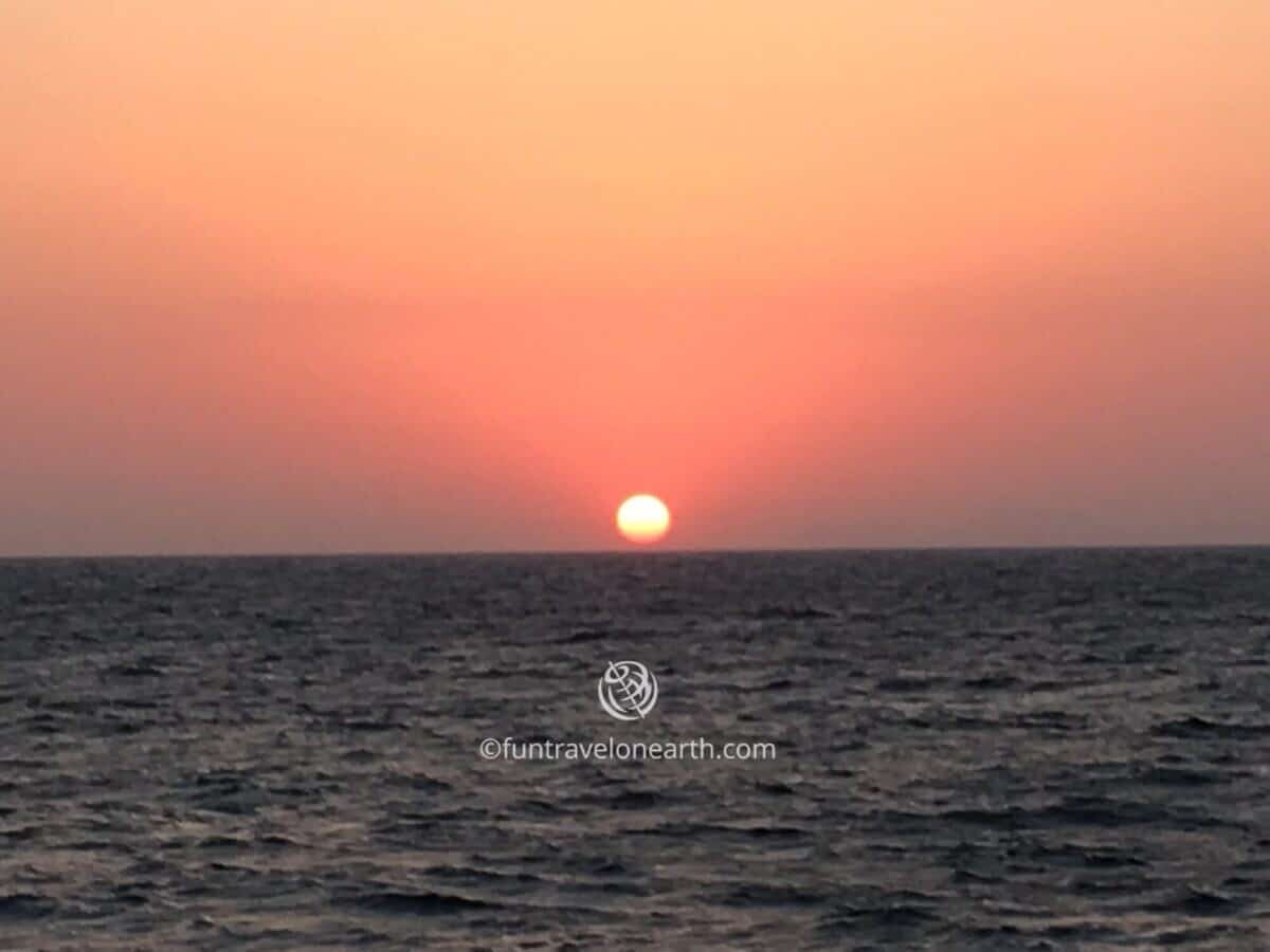 SUN SET OIA SAILING CRUISES,Santorini