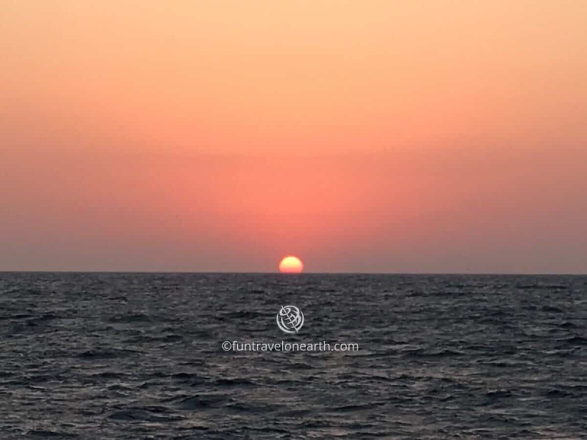 SUN SET OIA SAILING CRUISES,Santorini