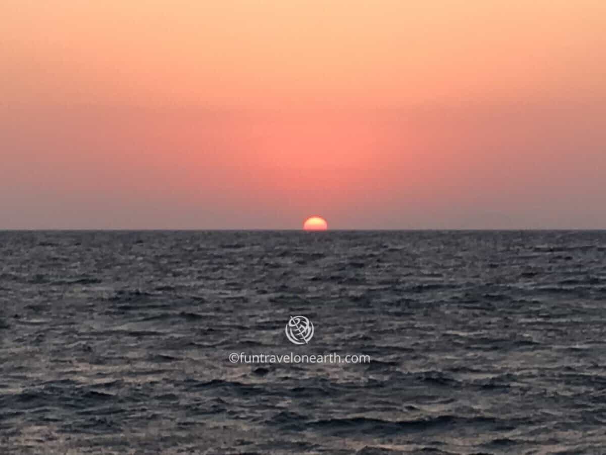 SUN SET OIA SAILING CRUISES,Santorini