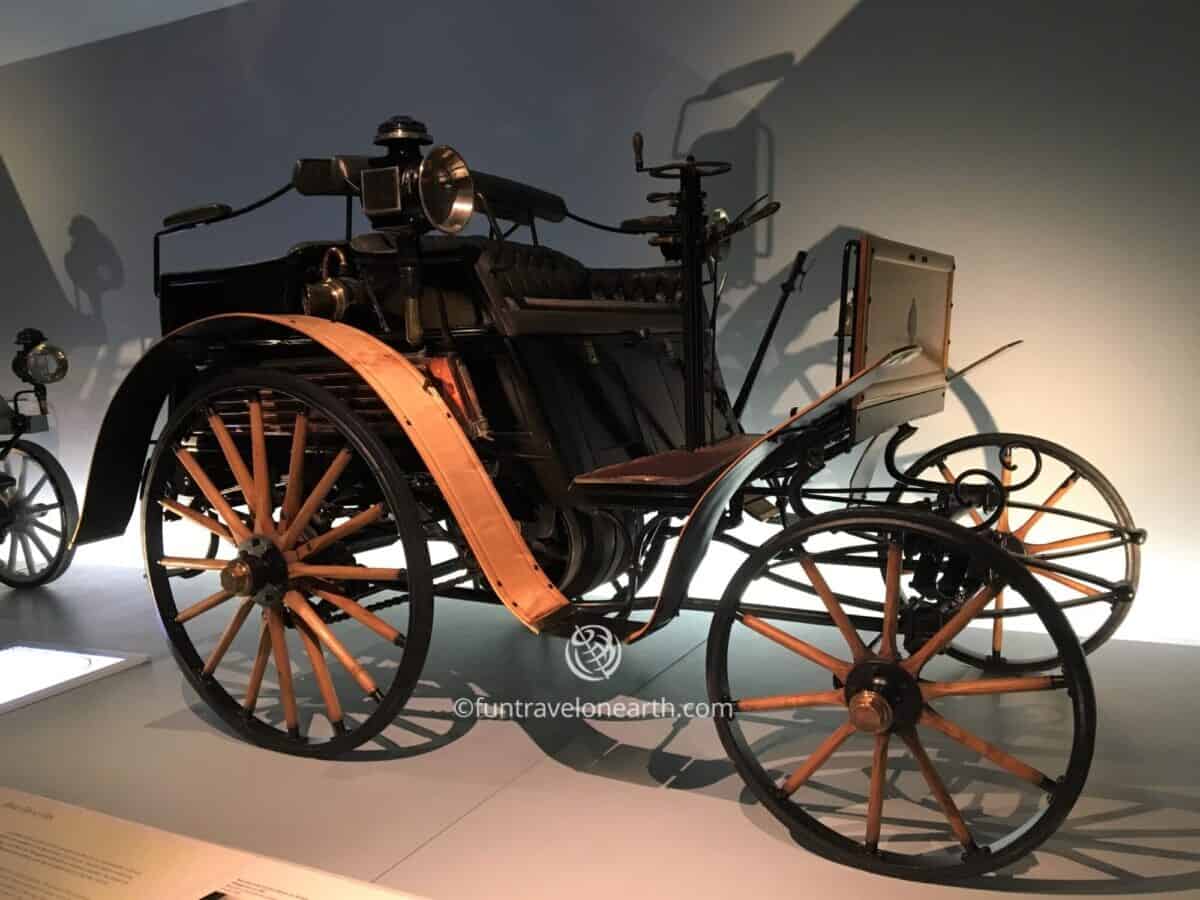 Mercedes-Benz Museum, Stuttgart