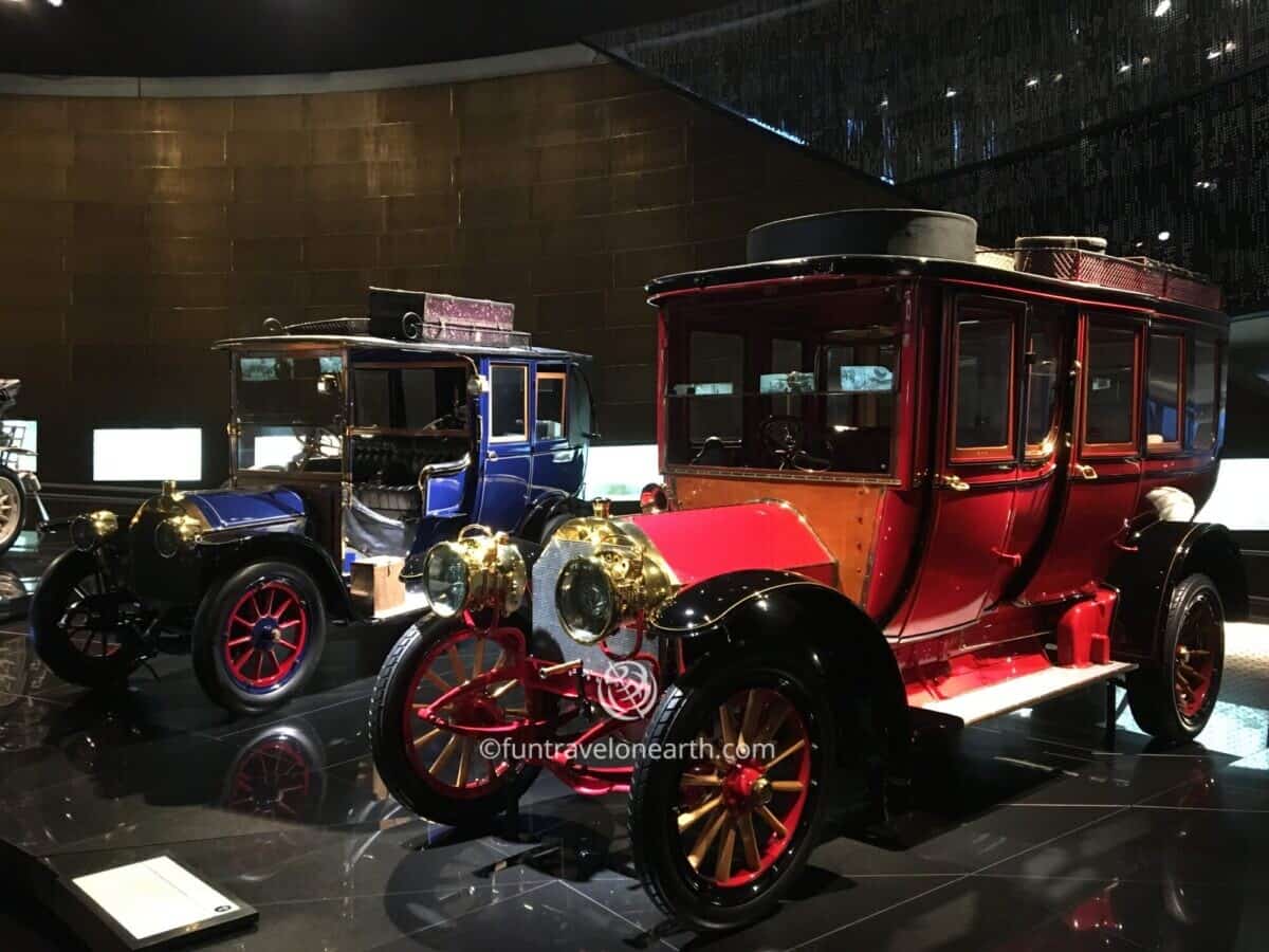 Mercedes-Benz Museum, Stuttgart