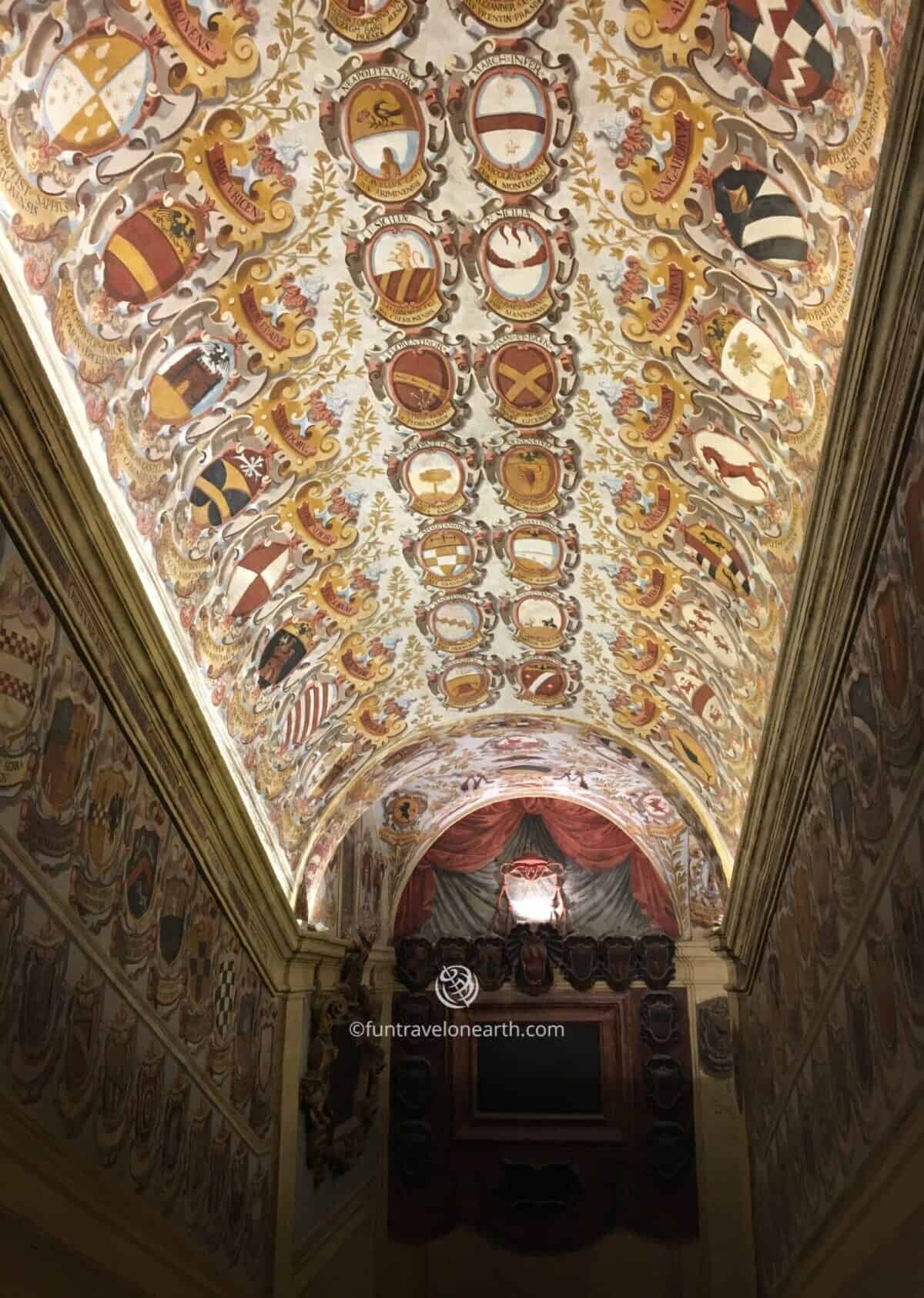 紋章,Archiginnasio di Bologna