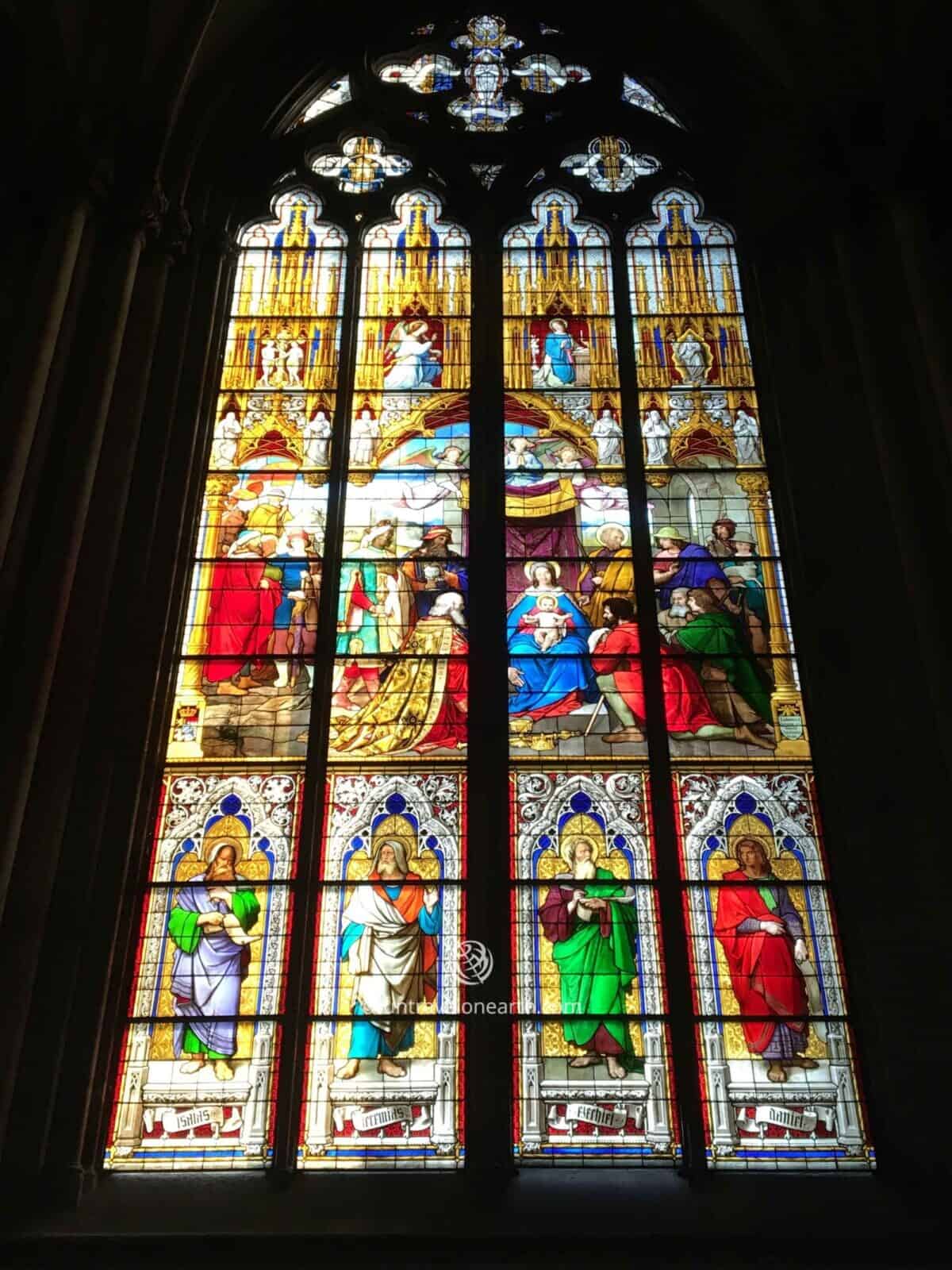 「礼拝の窓」Cologne Cathedral, Köln, Germany