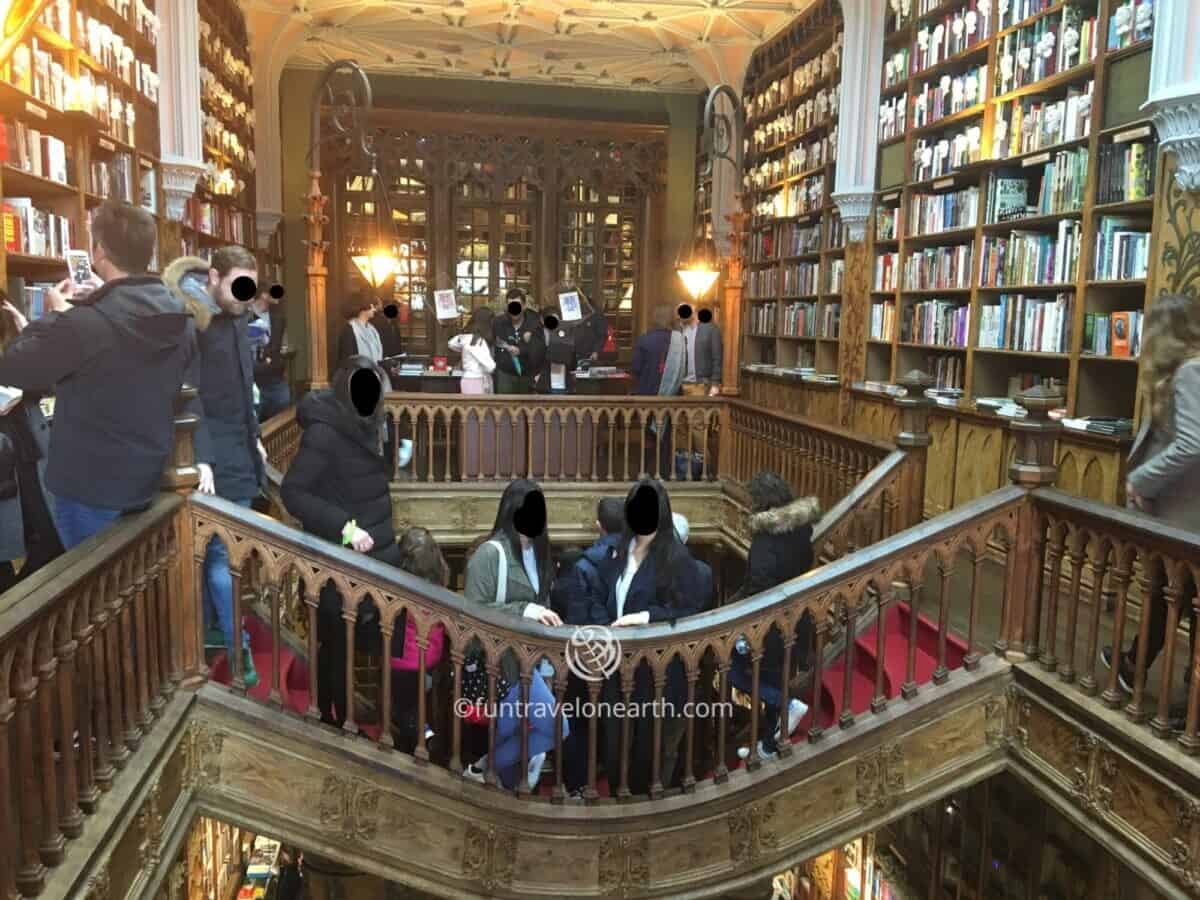 Livraria Lello , Porto,Portugal