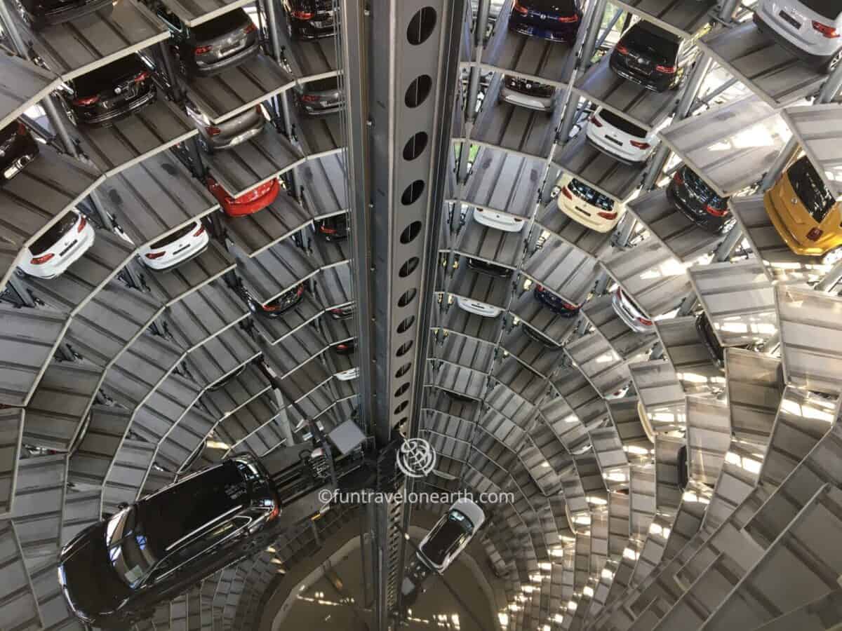 Turmfahrt in der Autostadt , Wolfsburg, Germany