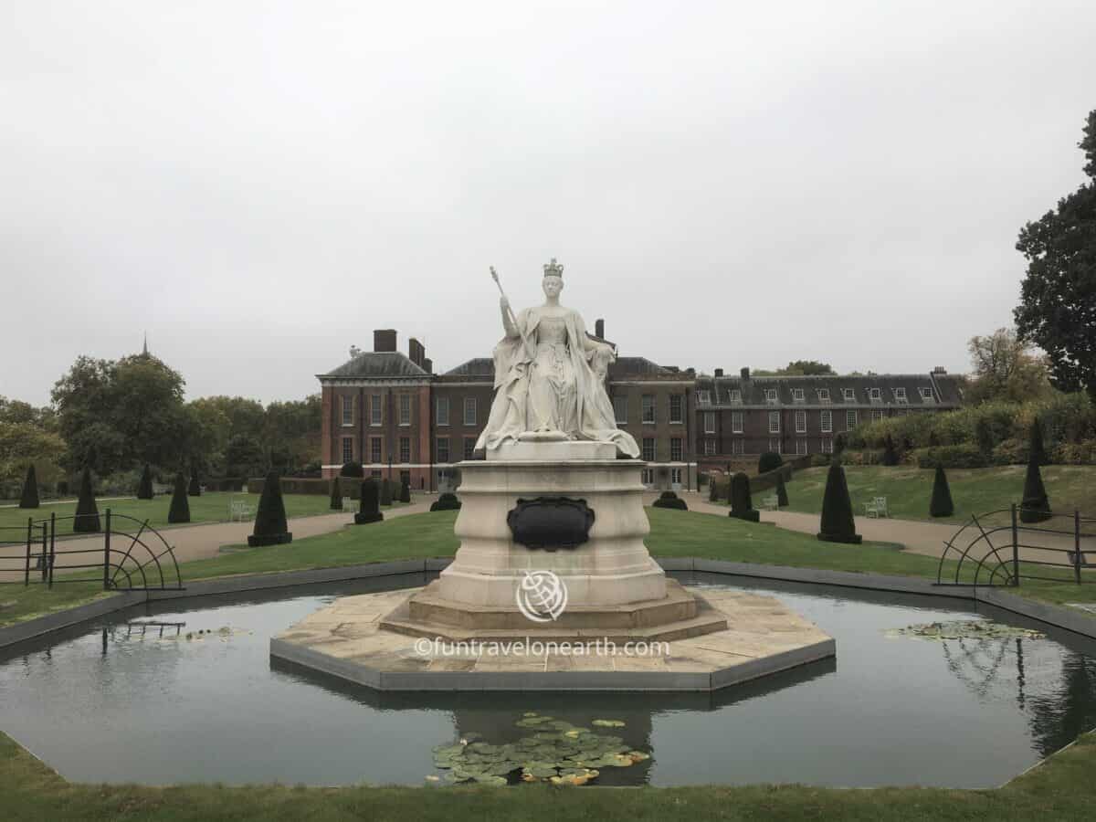 Kensington Gardens , London