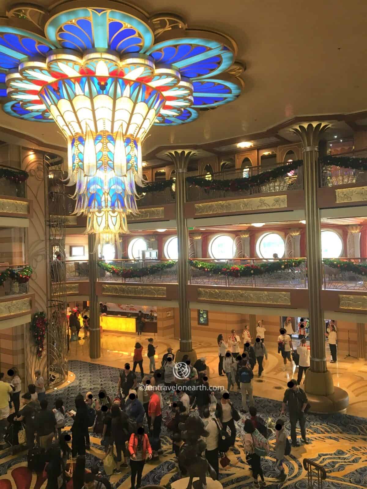 Disney Dream, Disney CRUISE LINE, Lobby Atrium