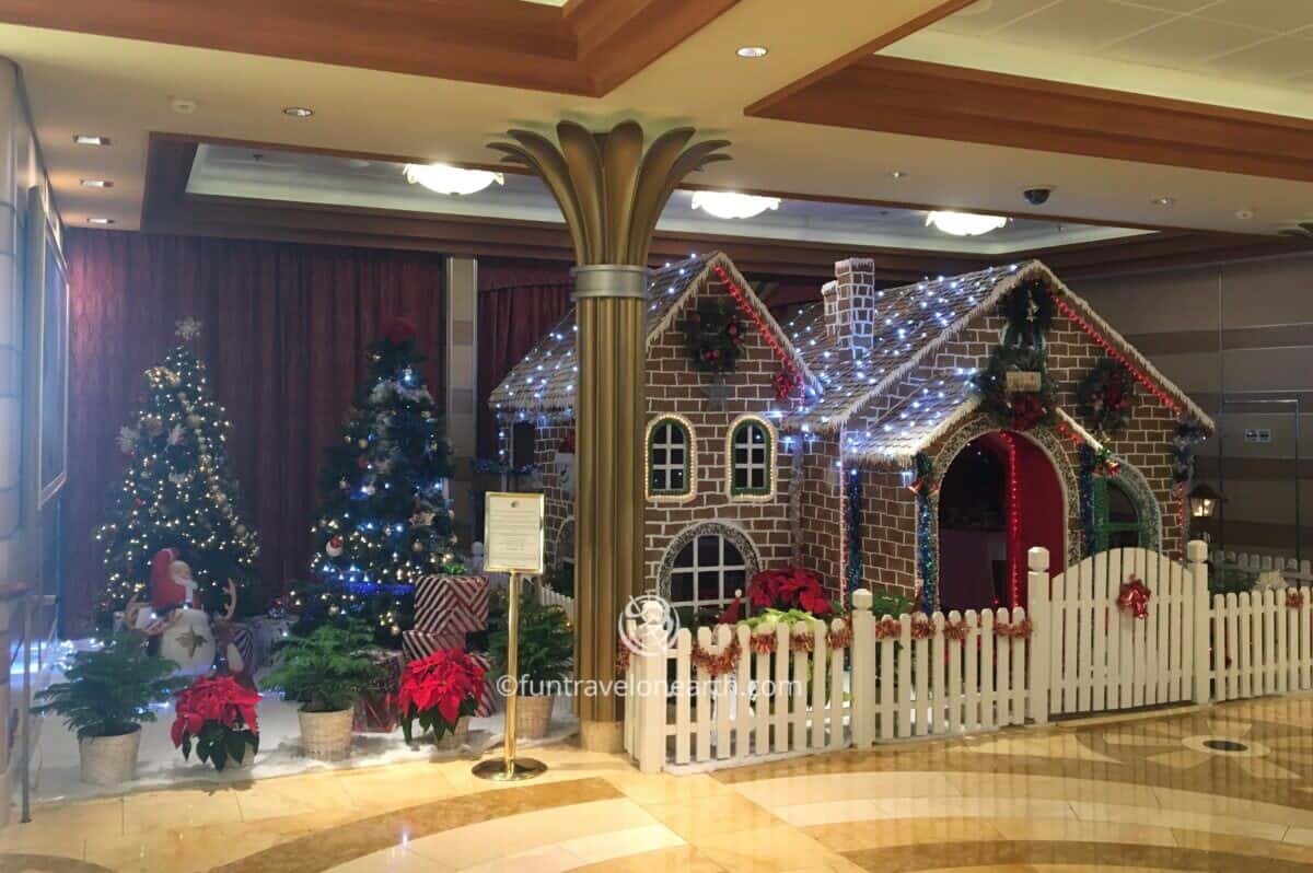 Disney Dream, Lobby Atrium, Ginger Bread House