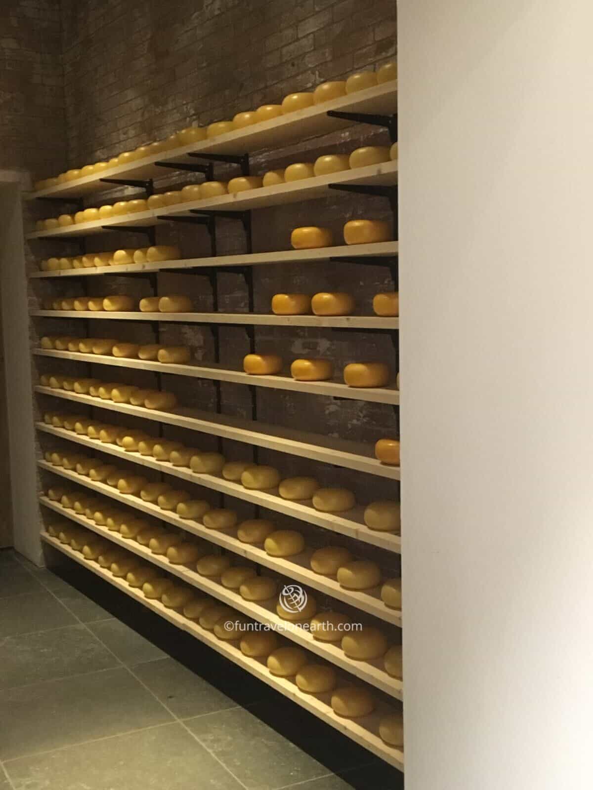 Cheese & More by Henri Willig Vismarkt, Utrecht, Netherlands