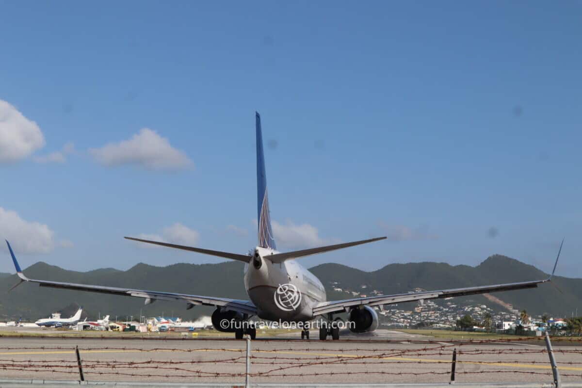 St.Maarten,Maho Beach