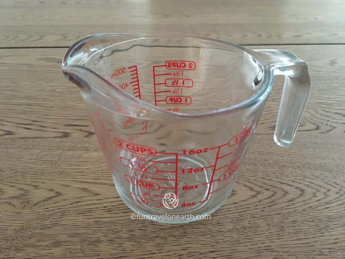 2-Cup Measuring Cup
