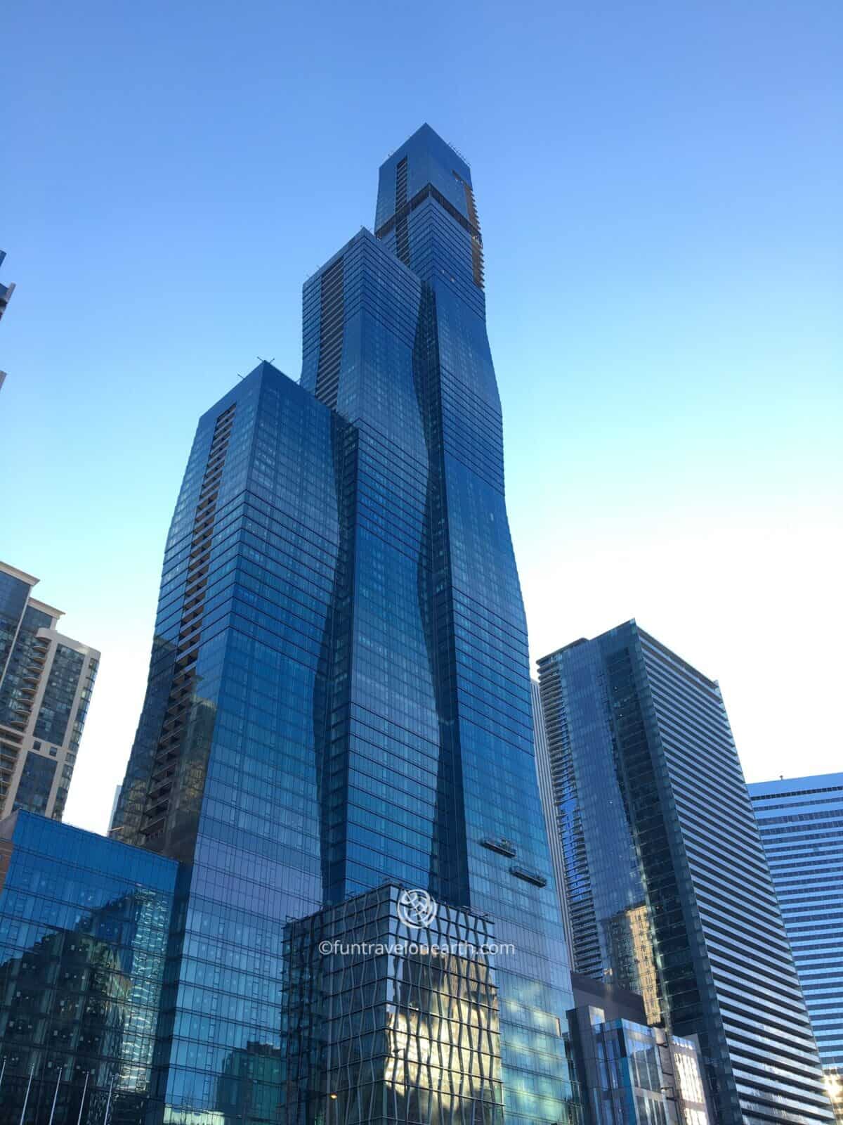 Vista Tower, Chicago Architecture Foundation Center River Cruise aboard Chicago's First Lady