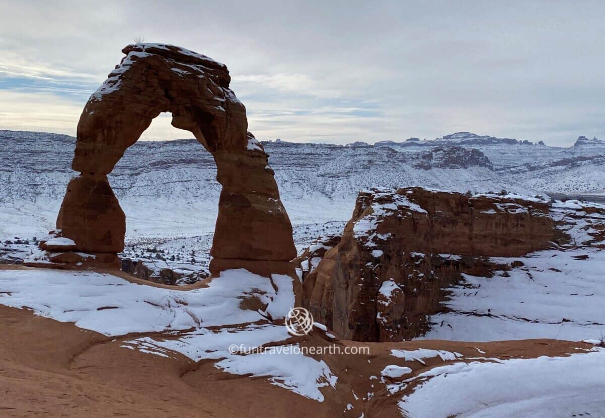 Delicate Arch, Arches National Park, Utah, U.S.