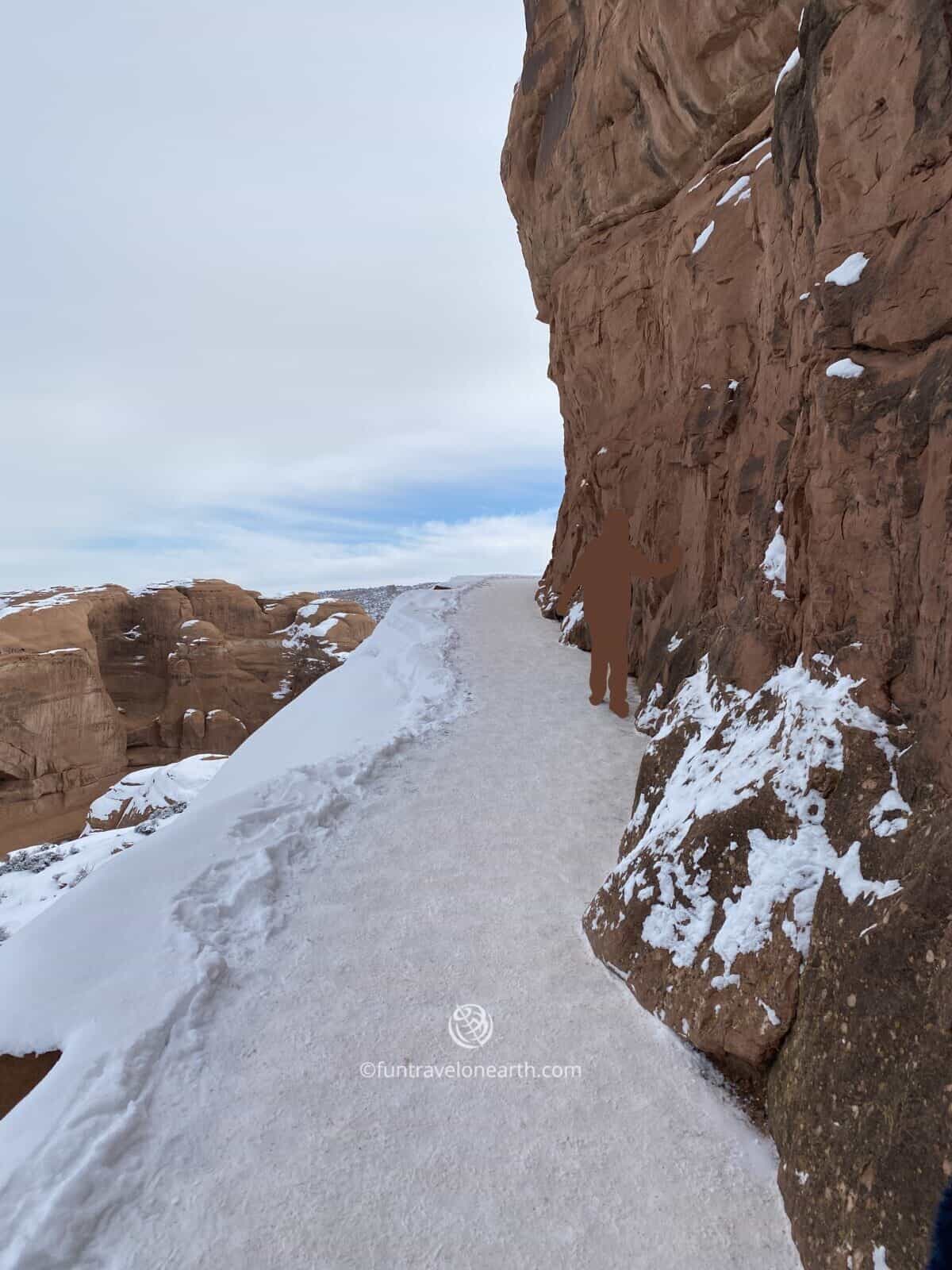 Delicate Arch Trail, Arches National Park, Utah, U.S.