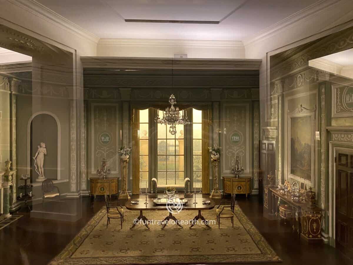 "English Dining Room of the Georgian Period" ,The Art Institute of Chicago