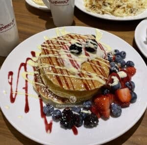 Wildberry Pancakes and Cafe, Schaumburg, IL