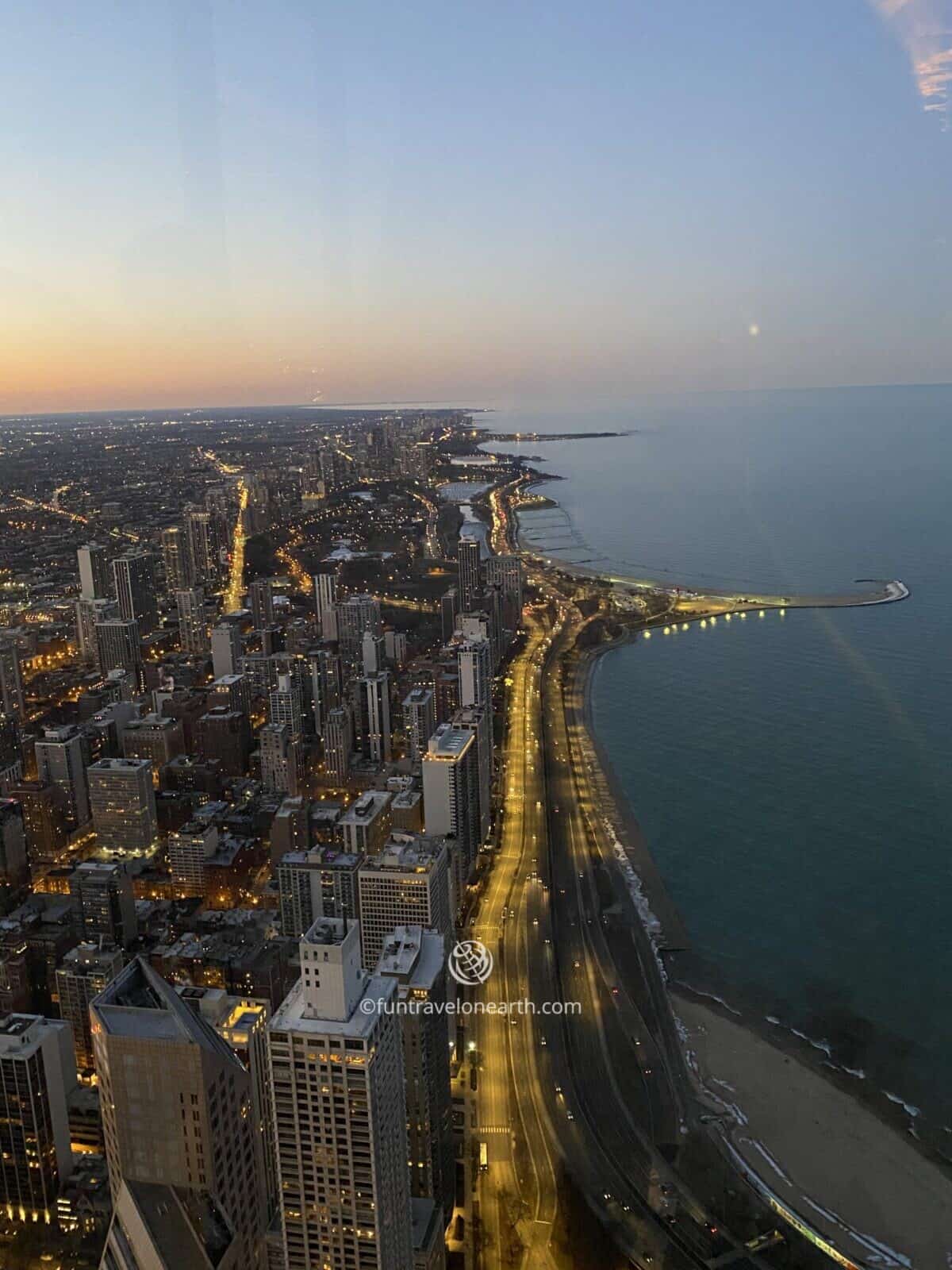 360 Chicago, Observation deck