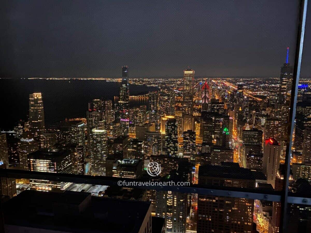 360 Chicago, Observation deck