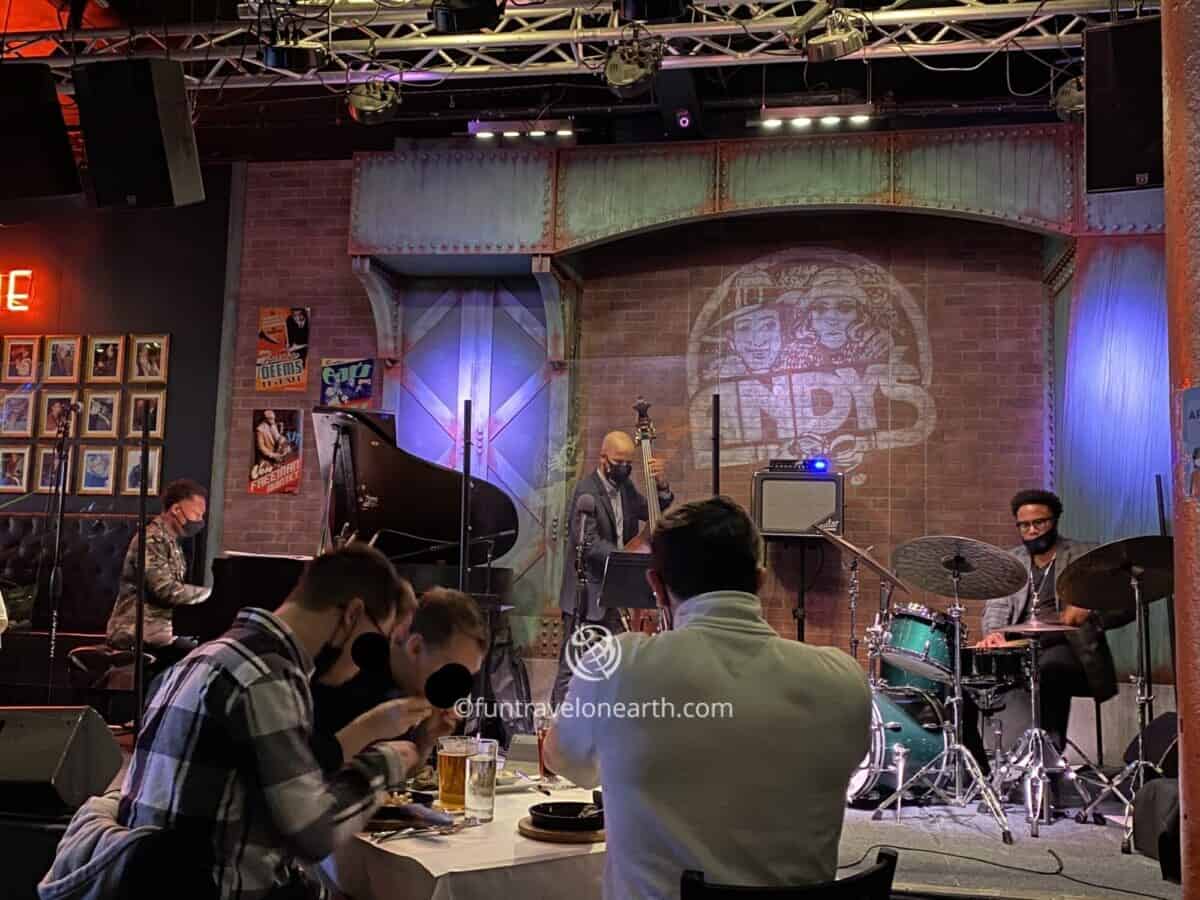 Andy's Jazz Club & Restaurant , Chicago
