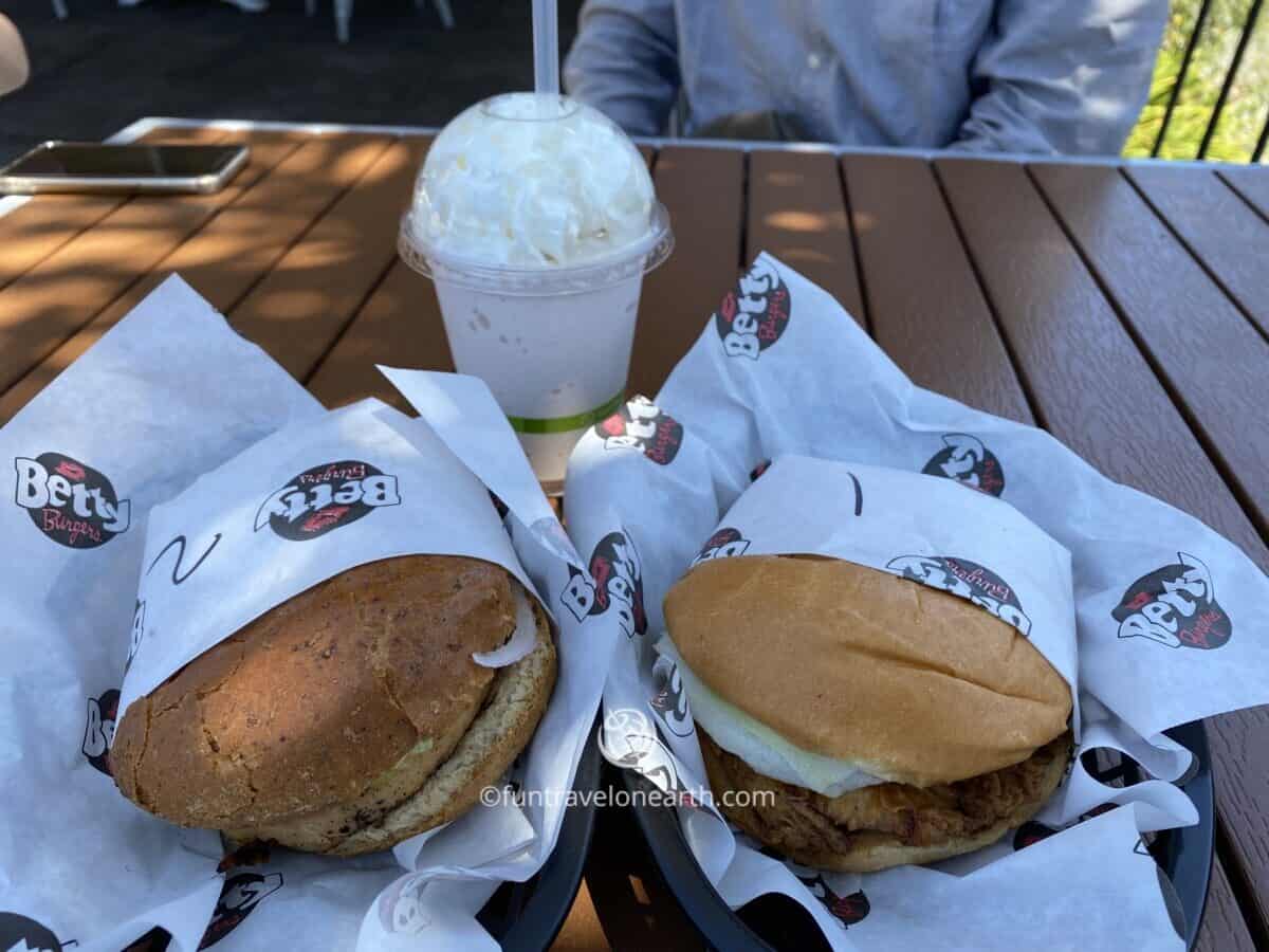 Betty Burgers, Santa Cruz, CA, U.S.