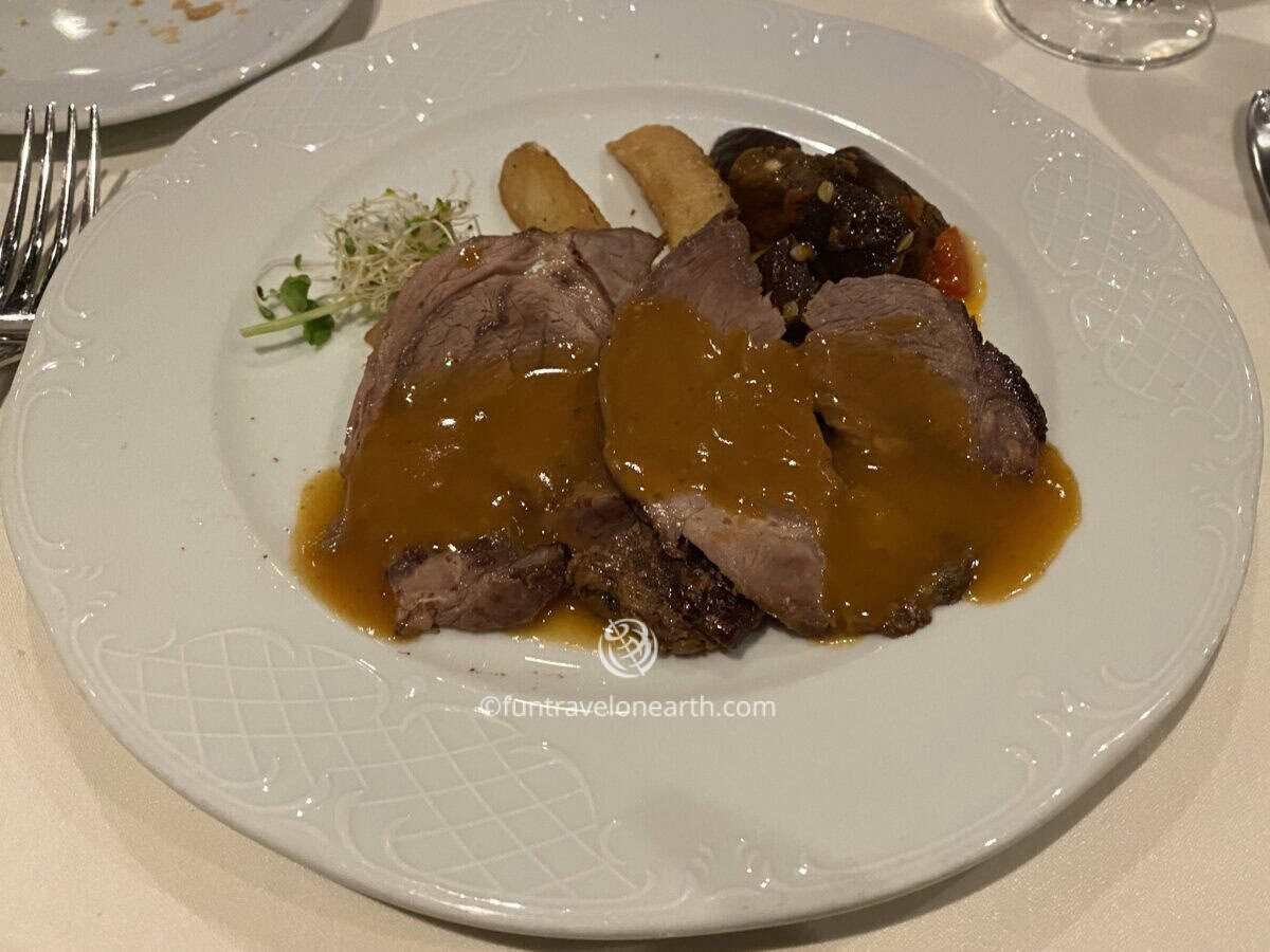 The Black Crab, MSC Divina