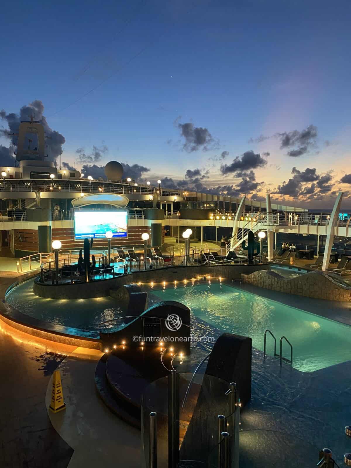 AQUA PARK, MSC Divina