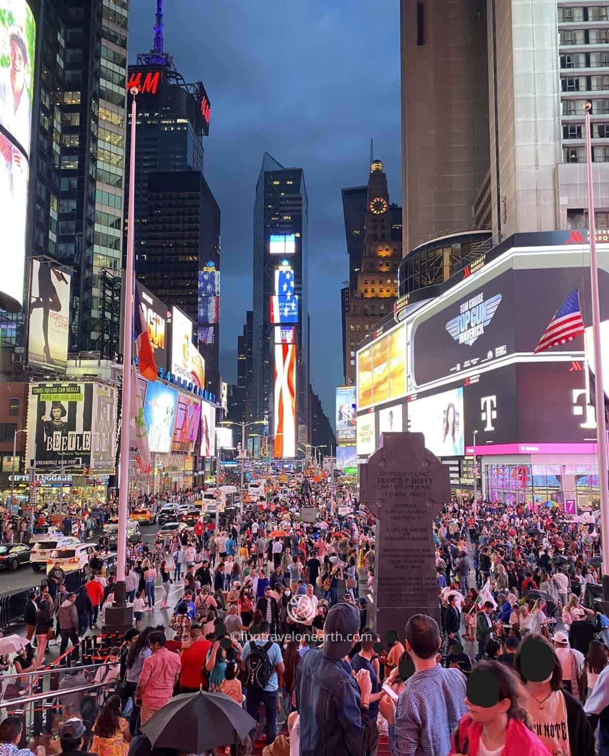 Times Square, Manhattan, NY