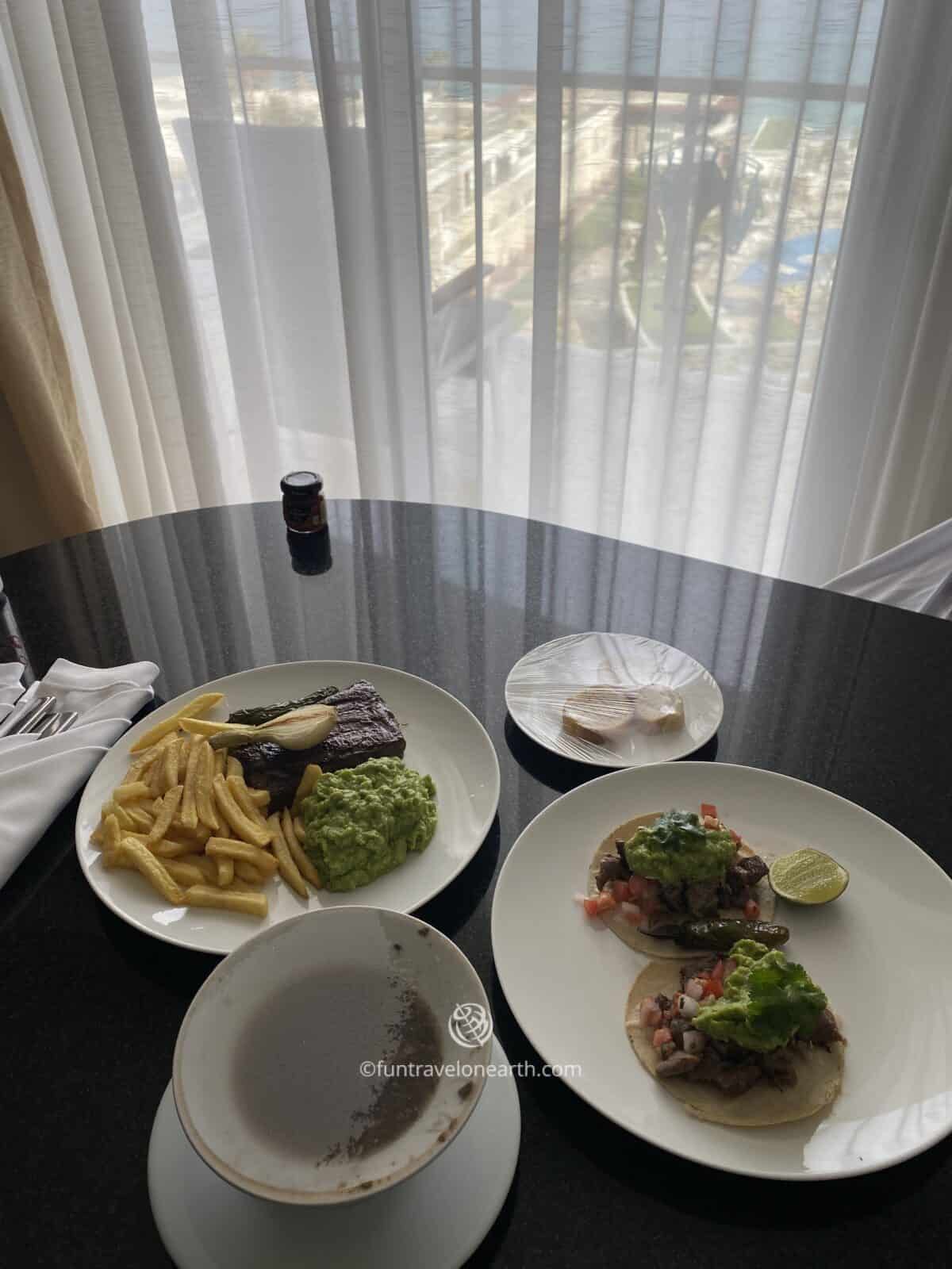 24-hour in-room dining, Le Blanc Spa Resort Los Cabos