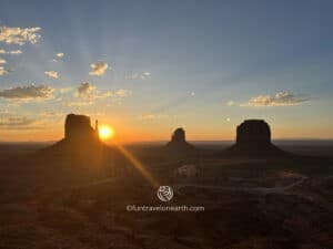 Monument Valley, Mitten Buttes and Merrick Butte, sunrise