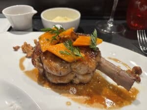 LA CÔTE DE VEAU, L'Atelier de Joël Robuchon Étoile, Paris