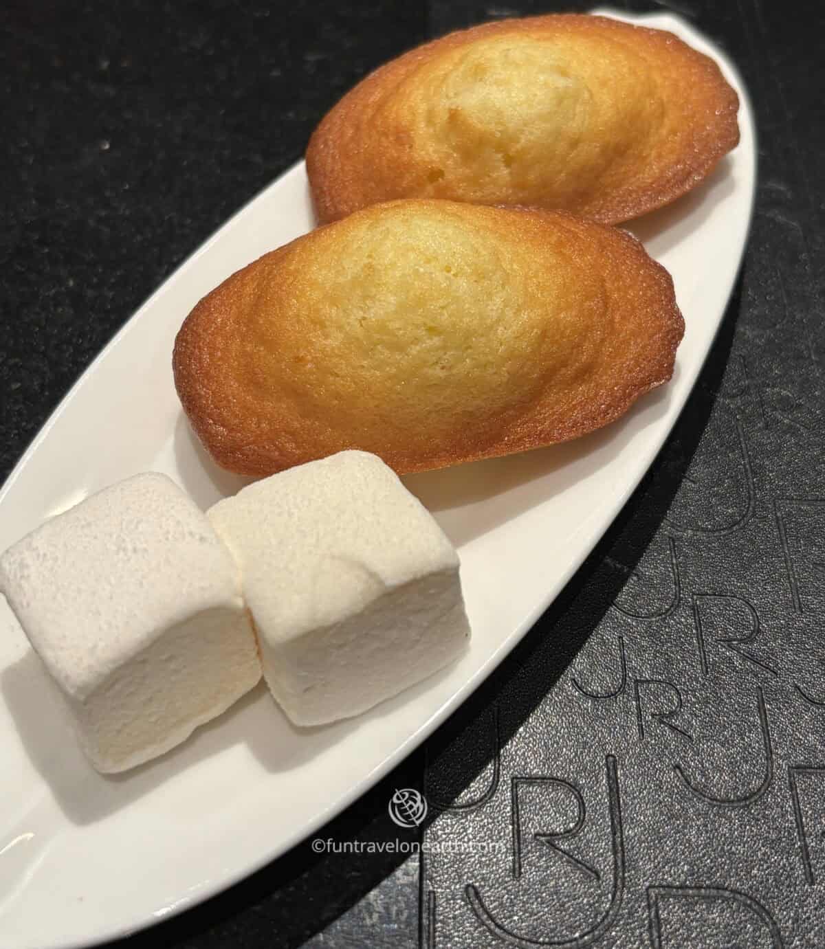 L'Atelier de Joël Robuchon Étoile, Paris