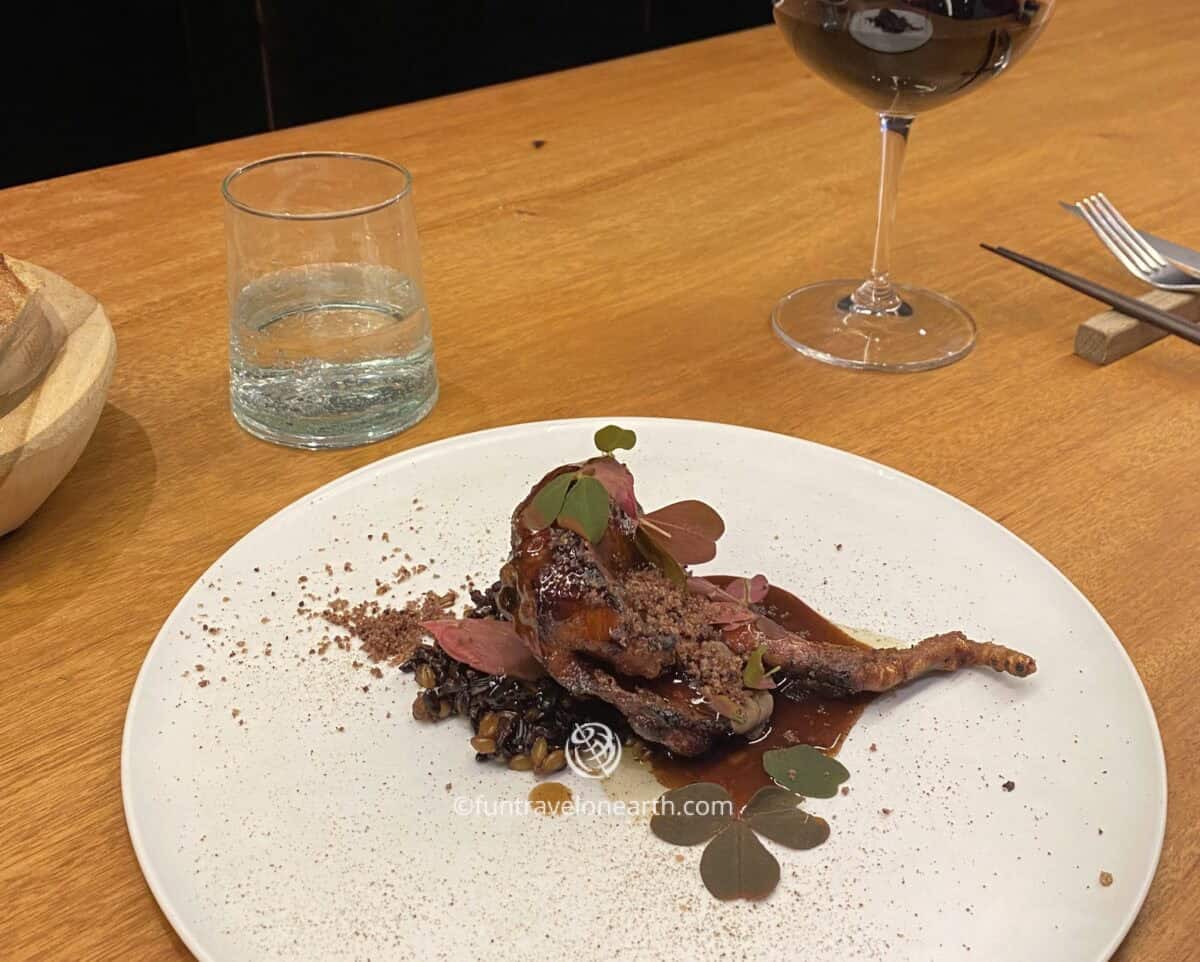 Le Clos Y, Paris
