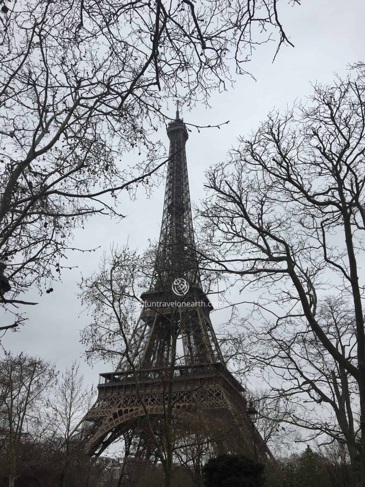 Eiffel Tower, Champ de Mars