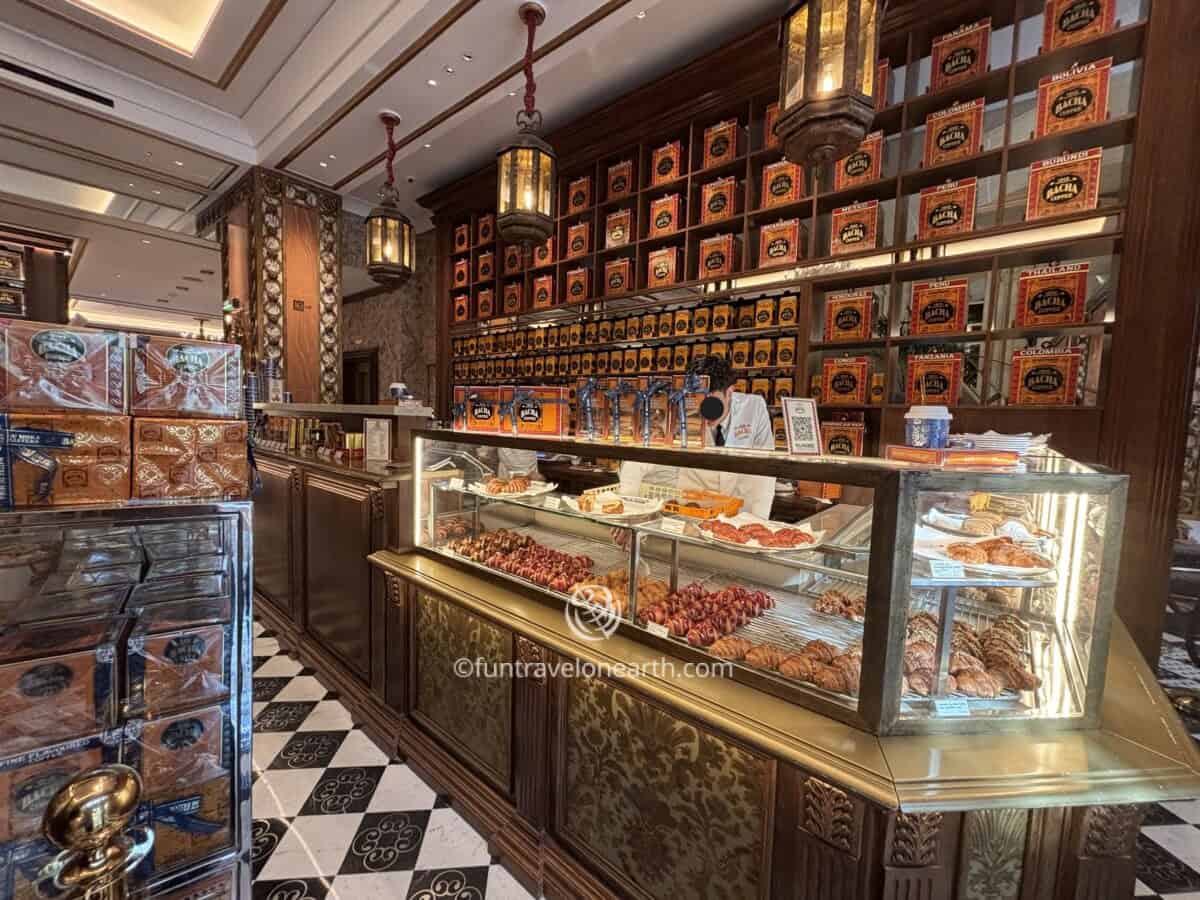 Bacha Coffee, Av. des Champs-Élysées, Paris